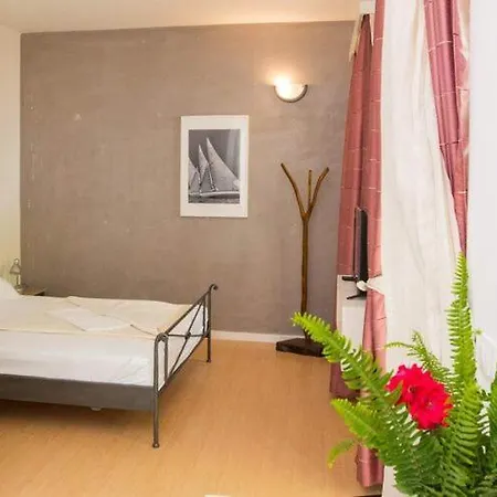 Vidak - With Terrace And Sea View - A2 * Molunat